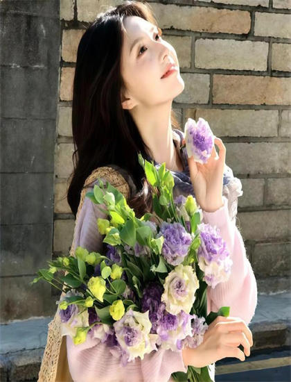 精装难兄难弟美学价值分析：艺术美感与审美特征探讨